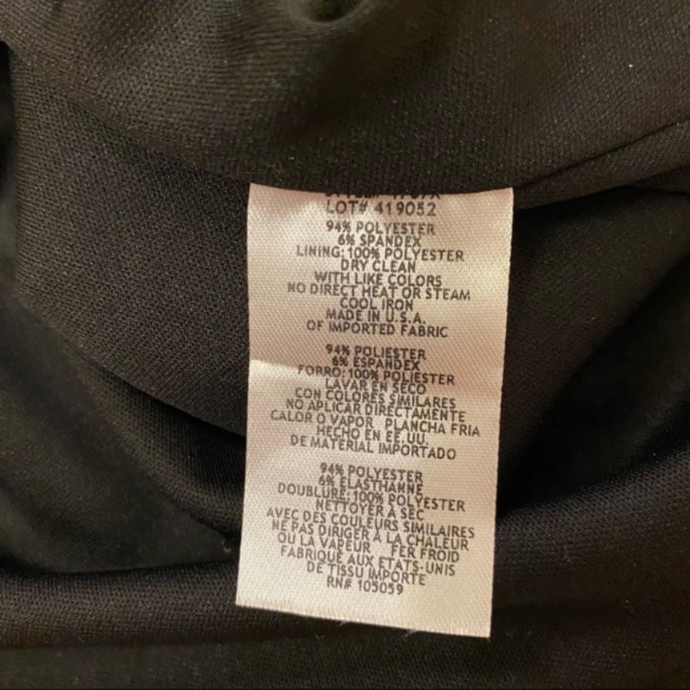 XSCAPE Ruffled Off-The-Shoulder Cap Sleeve Mermaid Crepe Gown in Black Size 6 - Picture 11 of 11
